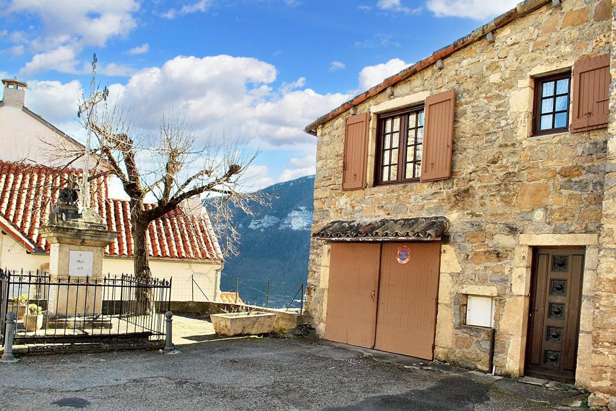 Maison Charmante Avec Vue Sur La Montagne, 莫斯特约勒斯 外观 照片